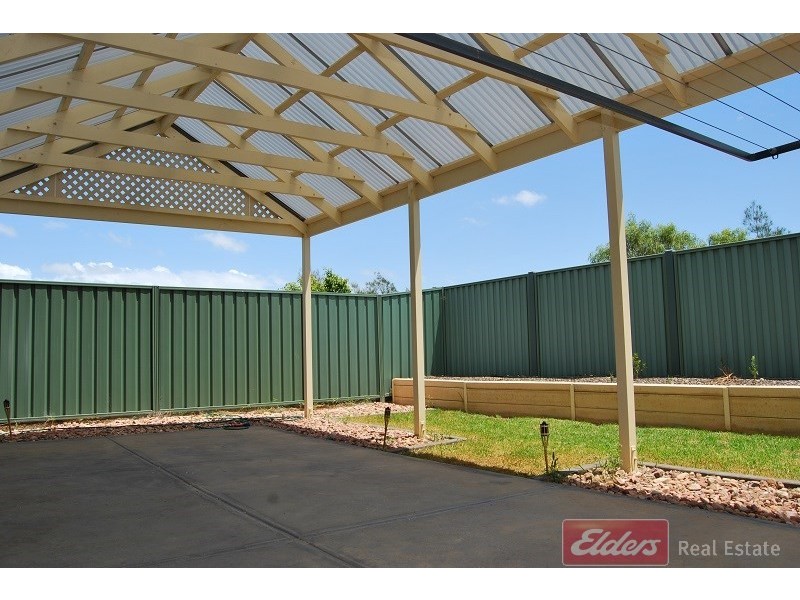 69 Lord Howe Crescent, Mawson Lakes SA 5095