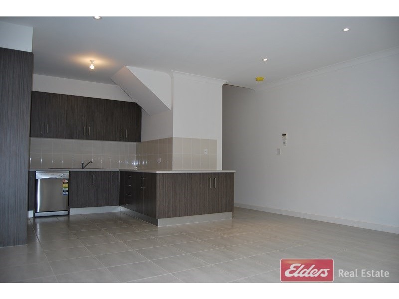 38 Broadwater Crescent, Mawson Lakes SA 5095