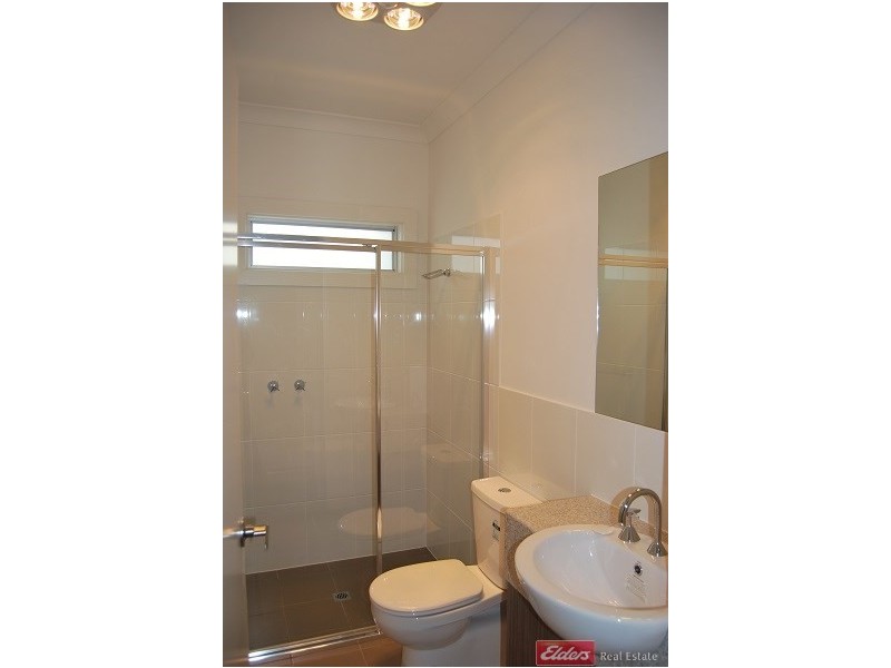 38 Broadwater Crescent, Mawson Lakes SA 5095