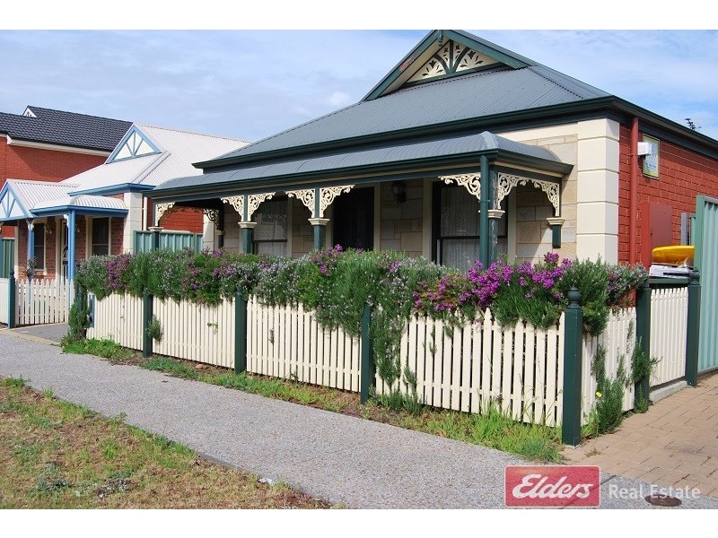 7 Shipsters Lane, Mawson Lakes SA 5095