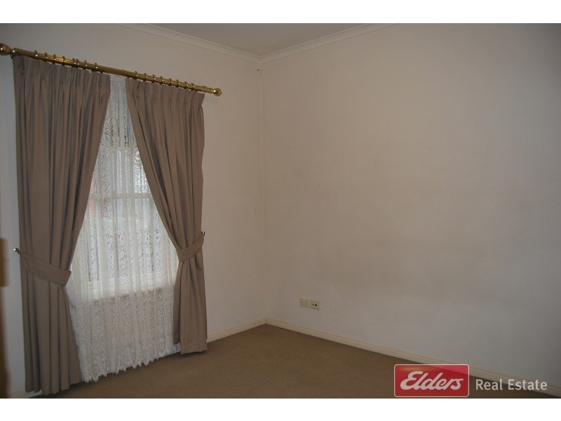 7 Shipsters Lane, Mawson Lakes SA 5095