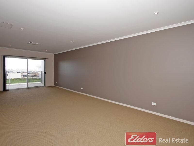 307/26-28 Metro Parade, Mawson Lakes SA 5095