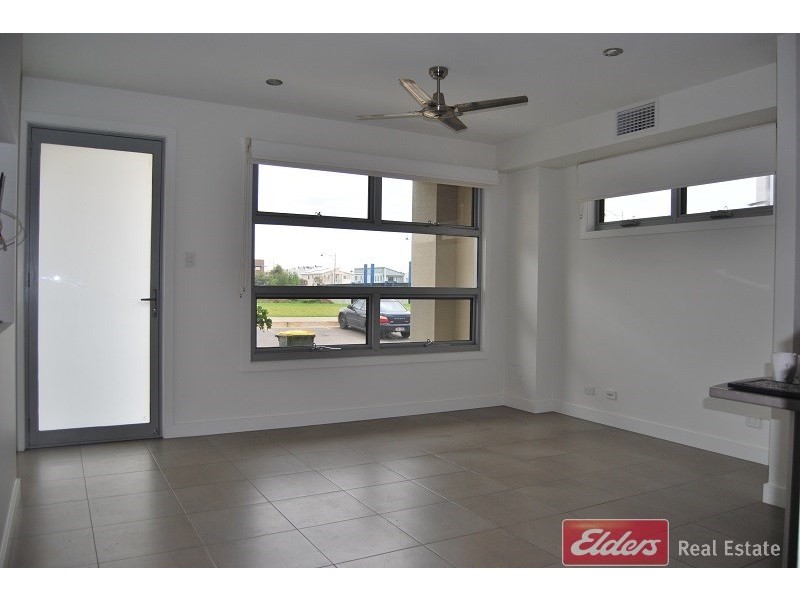 6 Riverside Street, Mawson Lakes SA 5095