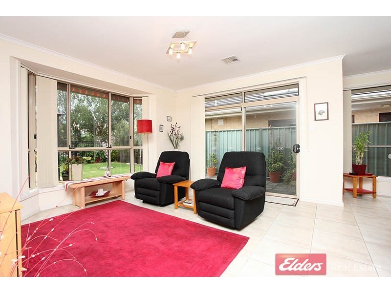 12 Chapman Court, Mawson Lakes SA 5095