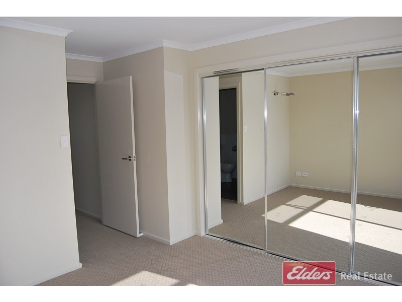 8/20 Macmillan Avenue, Mawson Lakes SA 5095