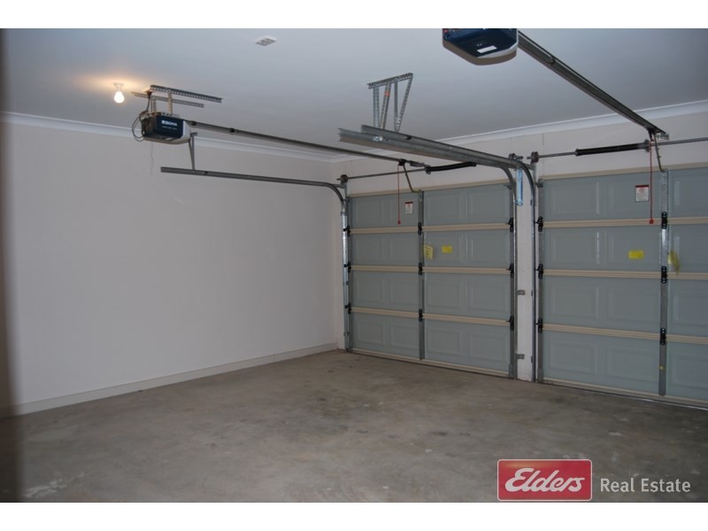 22 Cascades Drive, Mawson Lakes SA 5095