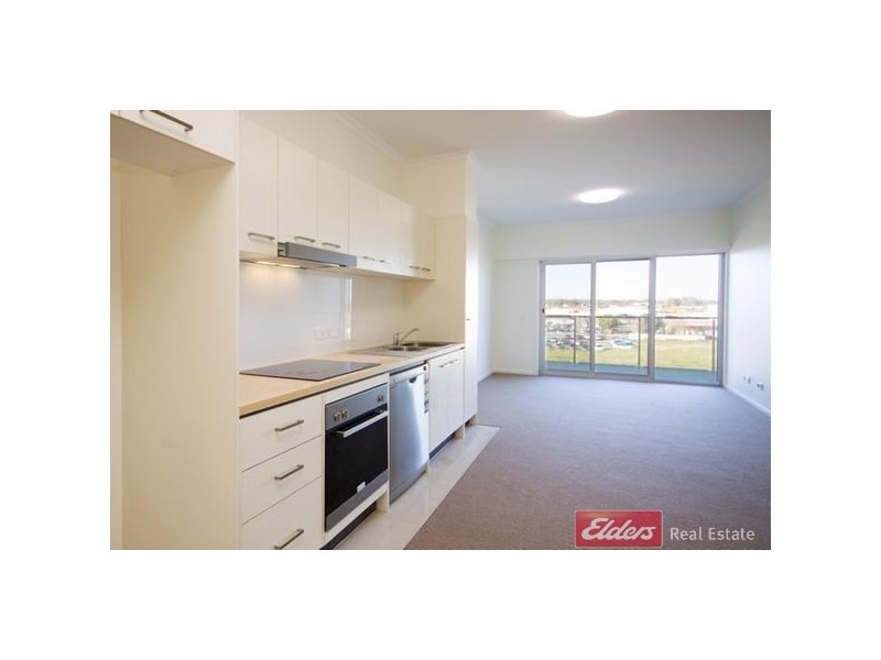 21/10-16 Light Common, Mawson Lakes SA 5095