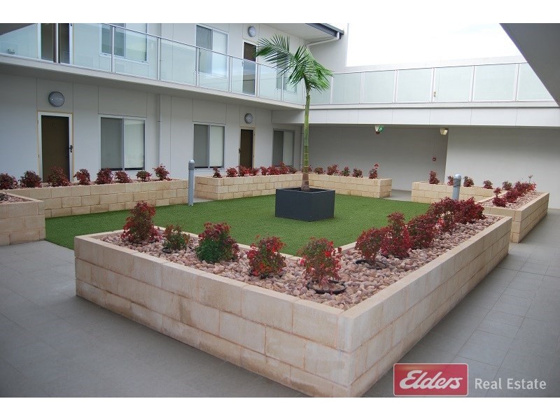 21/10-16 Light Common, Mawson Lakes SA 5095