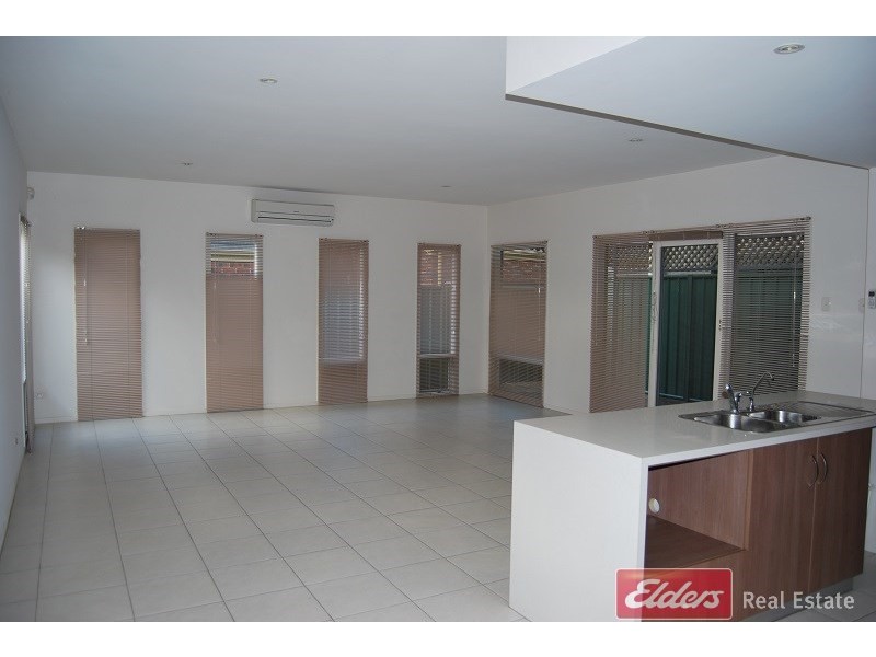 172 Sanctuary Drive, Mawson Lakes SA 5095