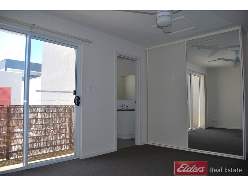 1/2 Euston Walk, Mawson Lakes SA 5095