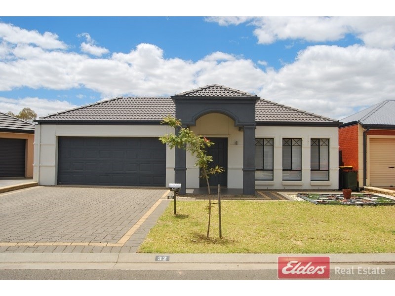 32 Mapleton Circuit, Mawson Lakes SA 5095