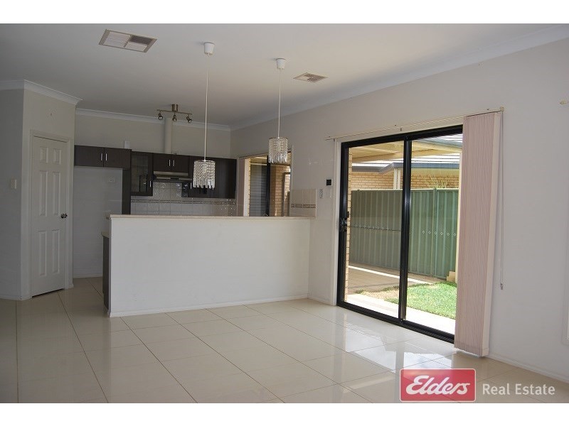 32 Mapleton Circuit, Mawson Lakes SA 5095