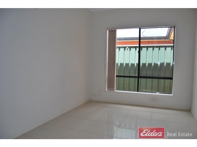 32 Mapleton Circuit, Mawson Lakes SA 5095