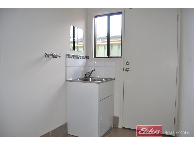 32 Mapleton Circuit, Mawson Lakes SA 5095