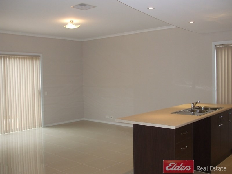 7 Caswell Circuit, Mawson Lakes SA 5095