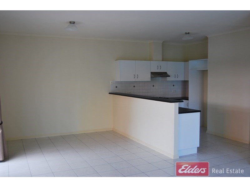 12 Swan Circuit, Mawson Lakes SA 5095