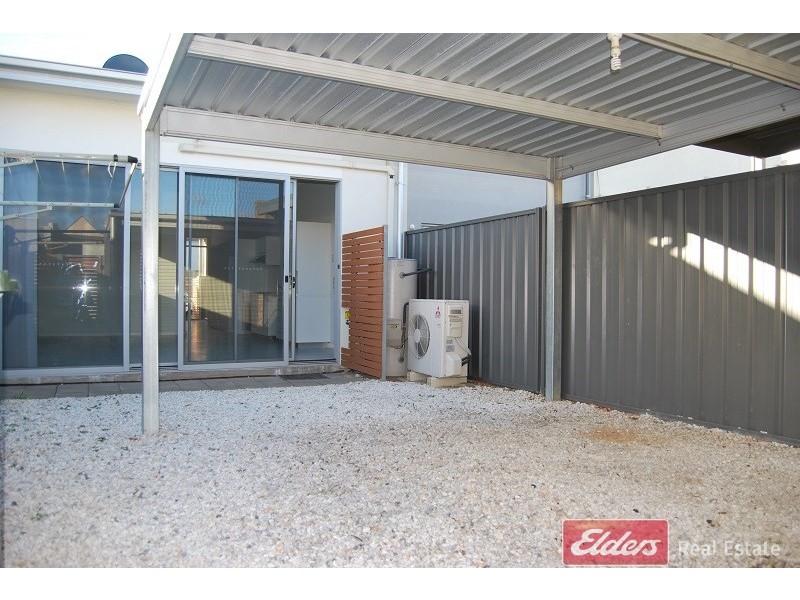 17 Harvey Circuit, Mawson Lakes SA 5095