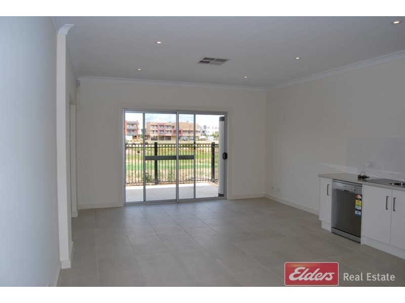 84 Harvey Circuit, Mawson Lakes SA 5095