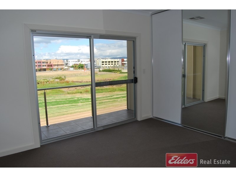 84 Harvey Circuit, Mawson Lakes SA 5095