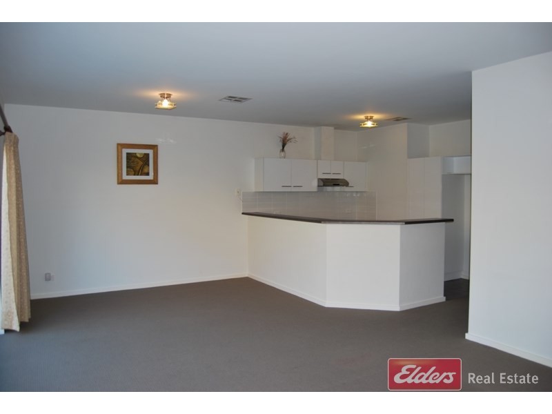 31 Hindmarsh Circuit, Mawson Lakes SA 5095