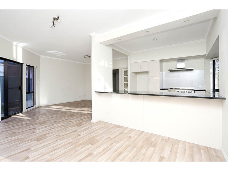 4 Coopers Crescent, Mawson Lakes SA 5095