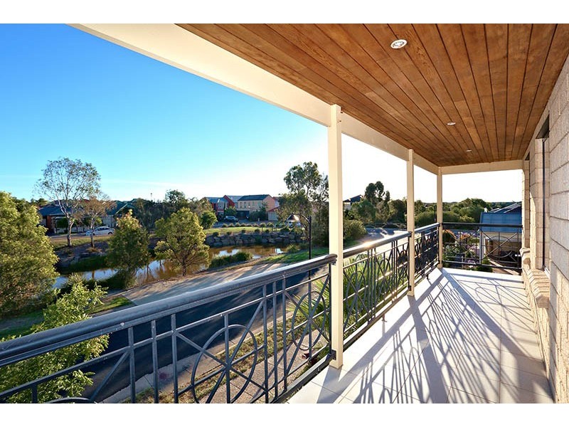 4 Coopers Crescent, Mawson Lakes SA 5095