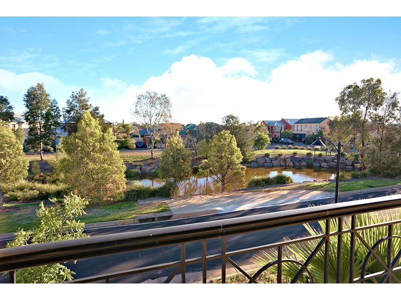 4 Coopers Crescent, Mawson Lakes SA 5095