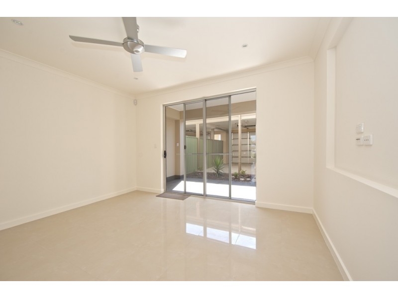 2/83 Augustine Street, Mawson Lakes SA 5095