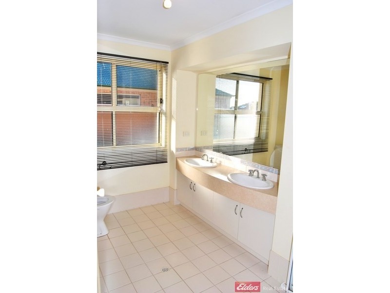 14 Elder Drive, Mawson Lakes SA 5095