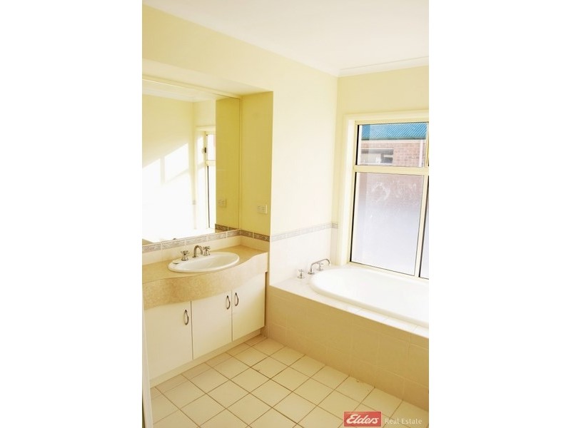 14 Elder Drive, Mawson Lakes SA 5095