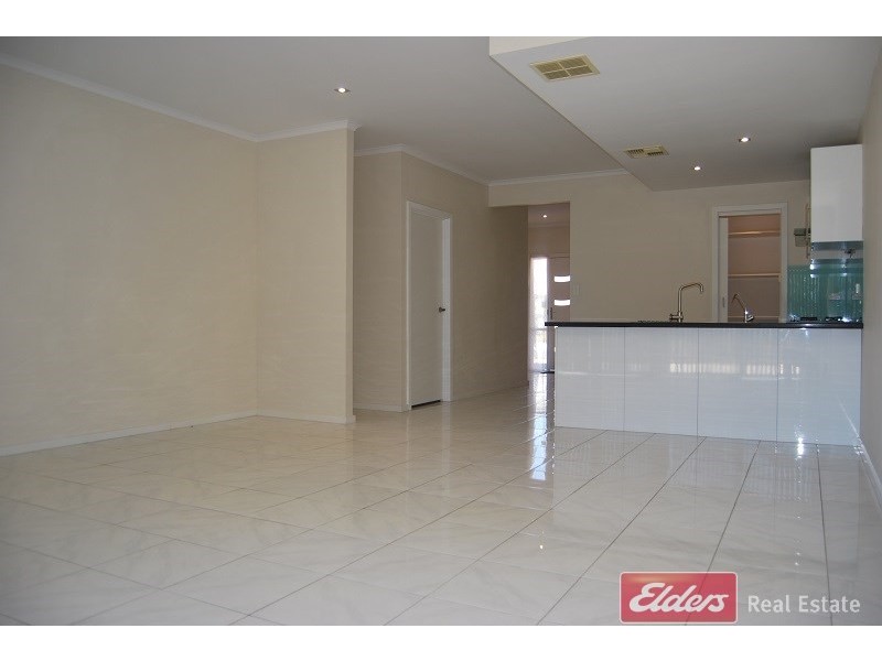 74 Harvey Circuit, Mawson Lakes SA 5095