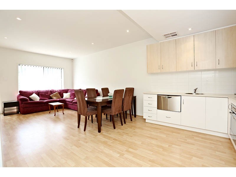 25A The Strand, Mawson Lakes SA 5095