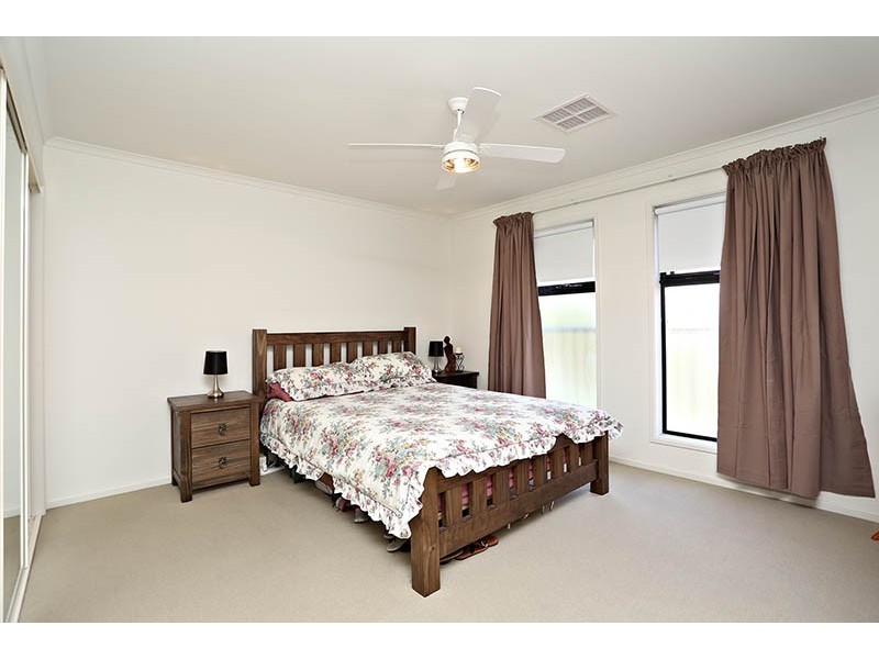 25A The Strand, Mawson Lakes SA 5095