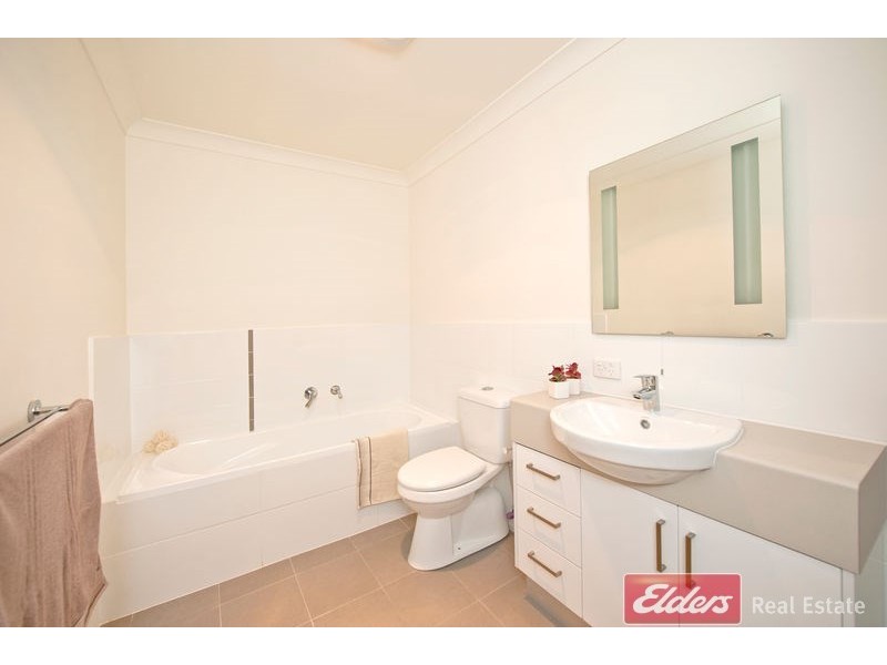 86B Cascades Drive, Mawson Lakes SA 5095