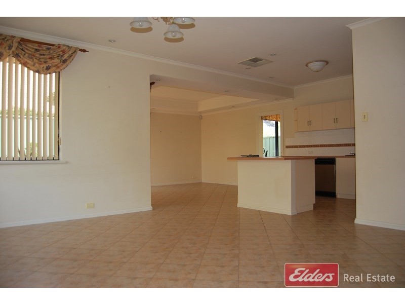 5 Lakeside Close, Mawson Lakes SA 5095