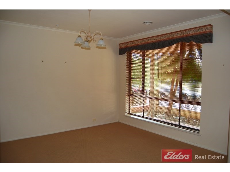 5 Lakeside Close, Mawson Lakes SA 5095