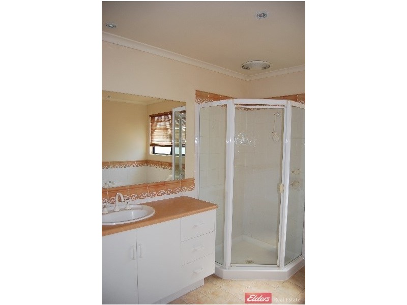 5 Lakeside Close, Mawson Lakes SA 5095