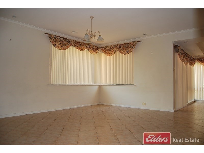 5 Lakeside Close, Mawson Lakes SA 5095