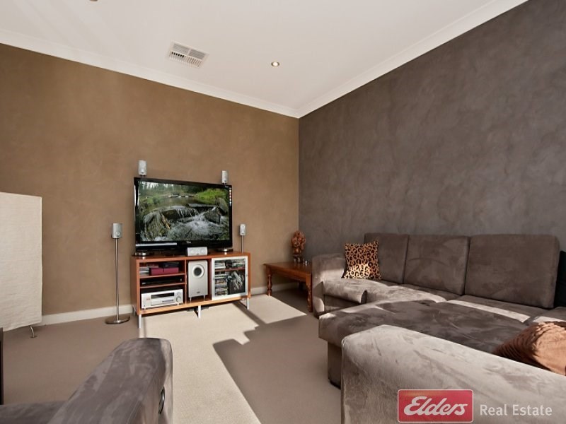 60 Innes Circuit, Mawson Lakes SA 5095