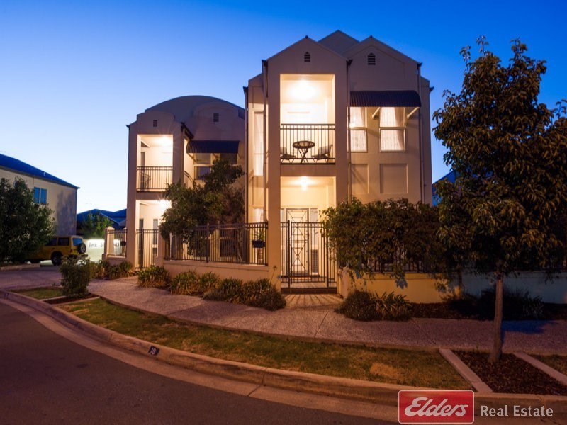 18 Yates Street, Mawson Lakes SA 5095