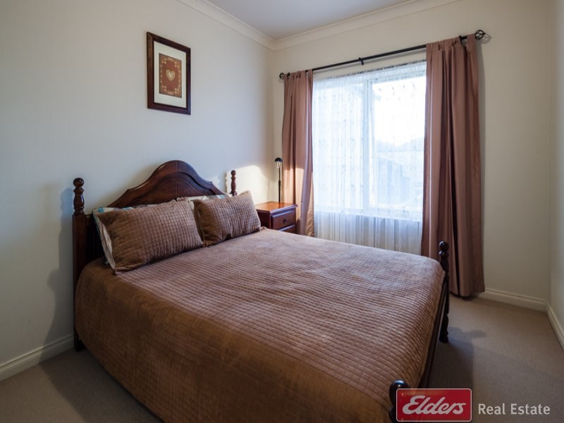 18 Yates Street, Mawson Lakes SA 5095