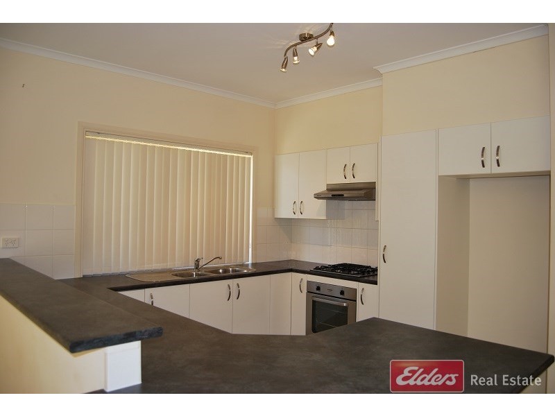 17 Newland Way, Mawson Lakes SA 5095