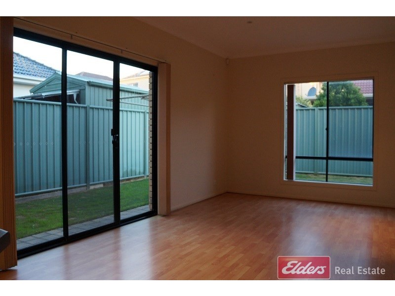 36 Lakefied Crescent, Mawson Lakes SA 5095