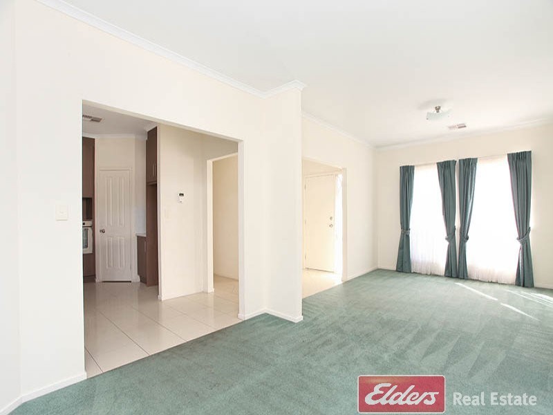 10 Grenada Court, Mawson Lakes SA 5095