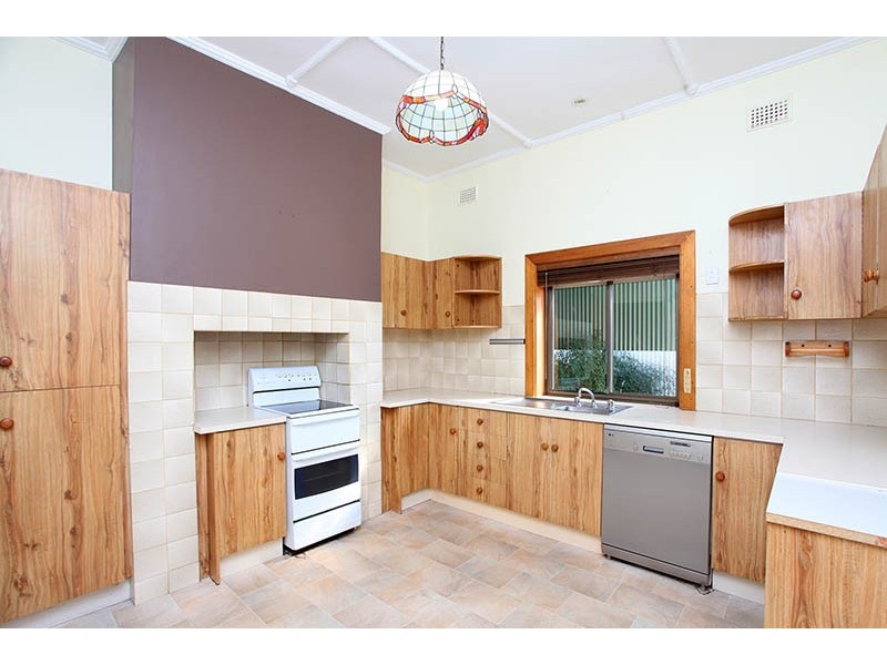 18 Gum Avenue, Dry Creek SA 5094