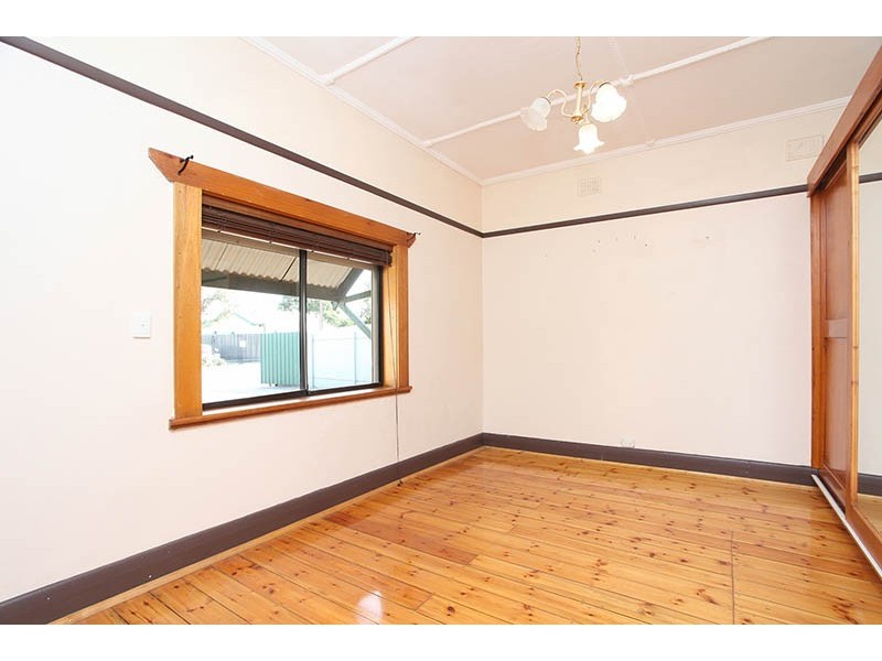 18 Gum Avenue, Dry Creek SA 5094