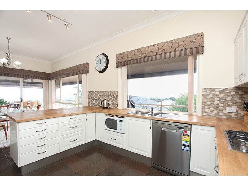 33 Williams Road, Hillbank SA 5112