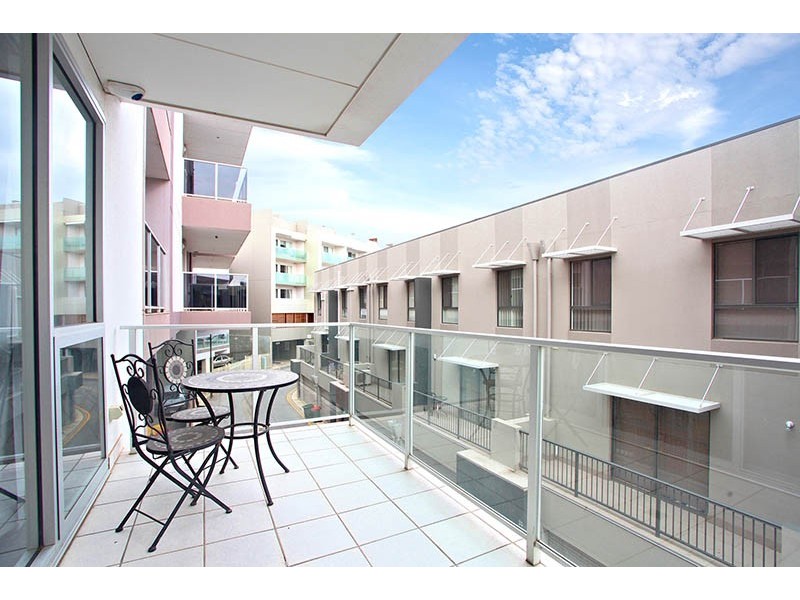 8/30 Metro Parade, Mawson Lakes SA 5095