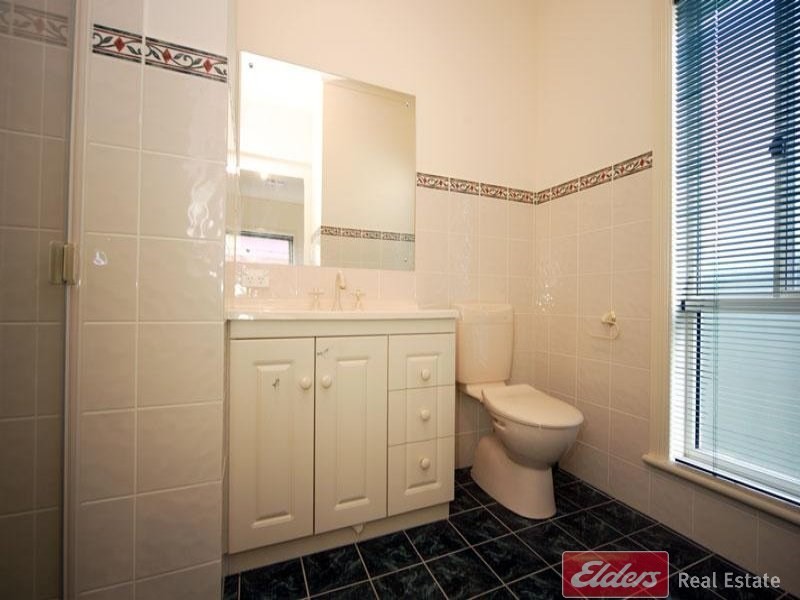 5 Shipsters Lane, Mawson Lakes SA 5095