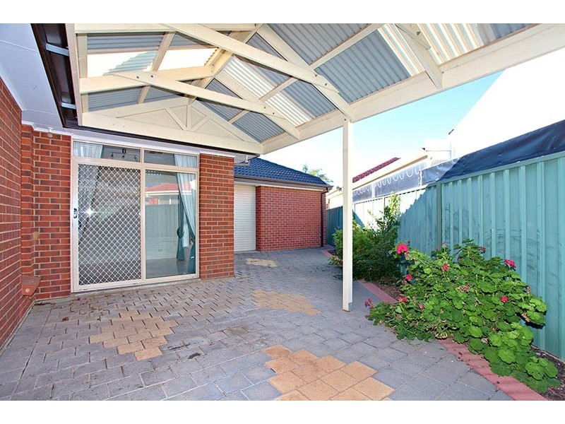10 Grenada Court, Mawson Lakes SA 5095